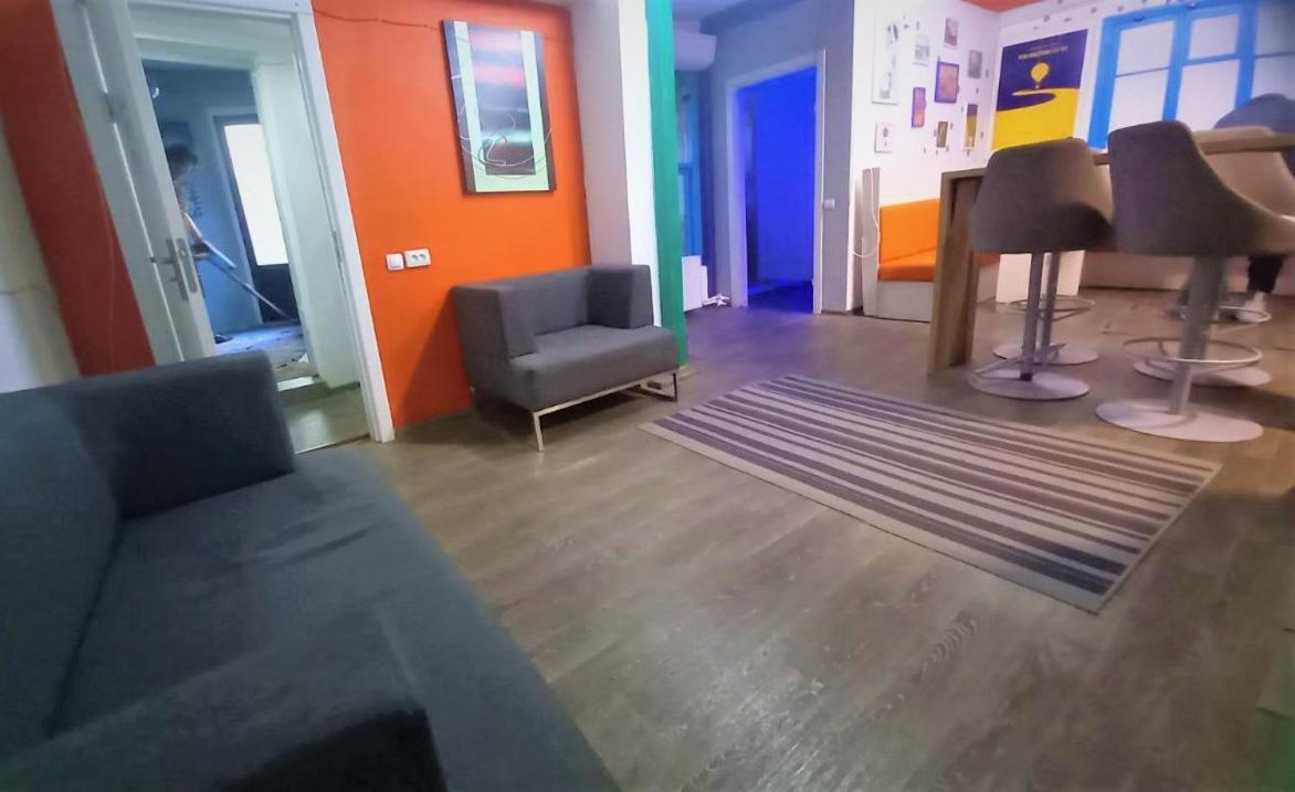 צ'יסינאו Bern Hostel מראה חיצוני תמונה