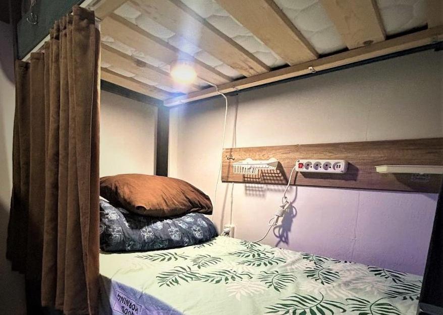 צ'יסינאו Bern Hostel מראה חיצוני תמונה