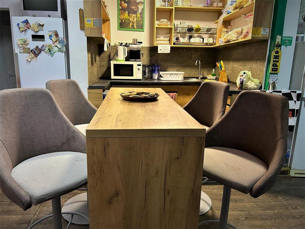 צ'יסינאו Bern Hostel מראה חיצוני תמונה