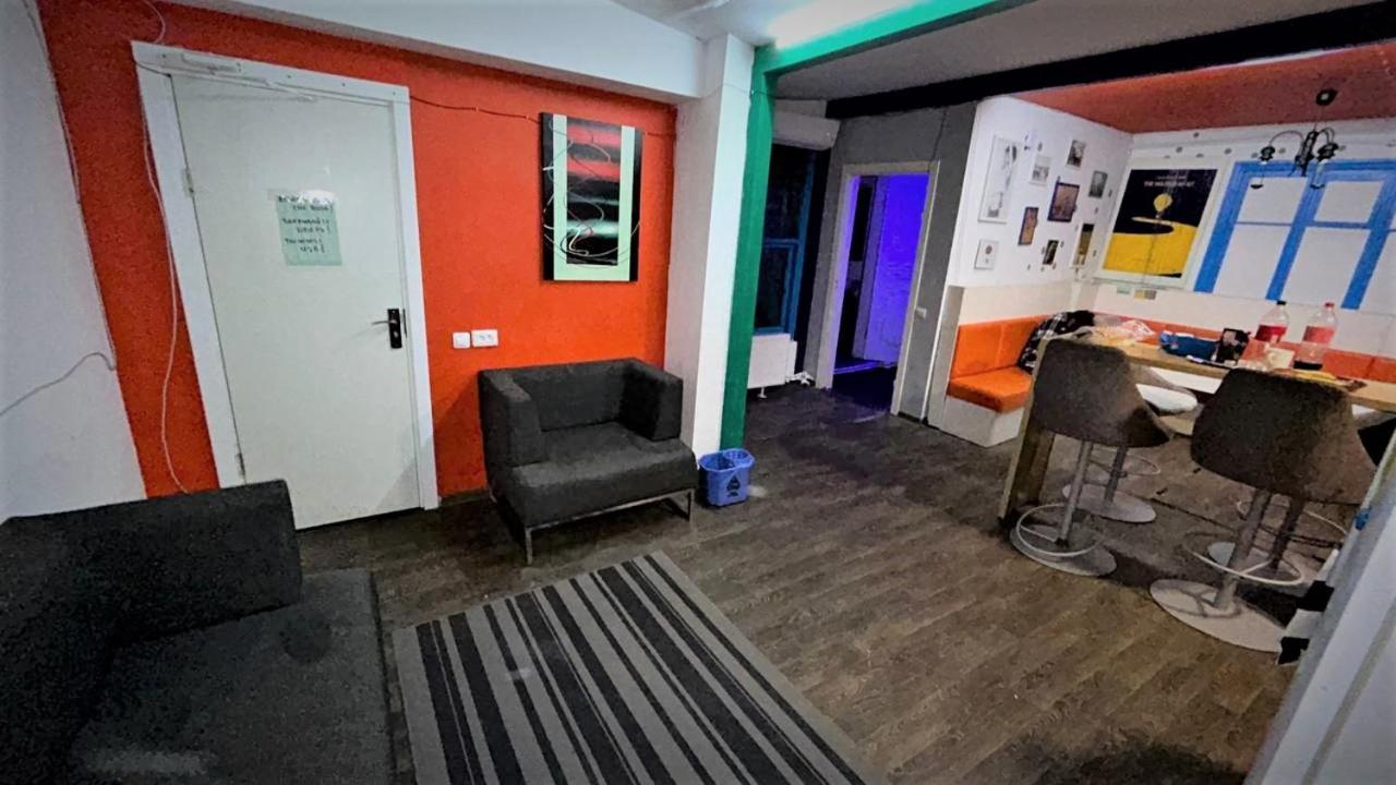 צ'יסינאו Bern Hostel מראה חיצוני תמונה