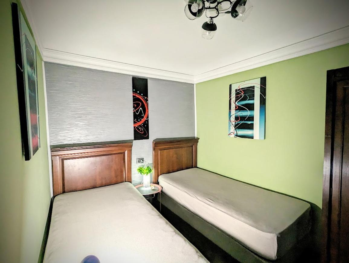 צ'יסינאו Bern Hostel מראה חיצוני תמונה