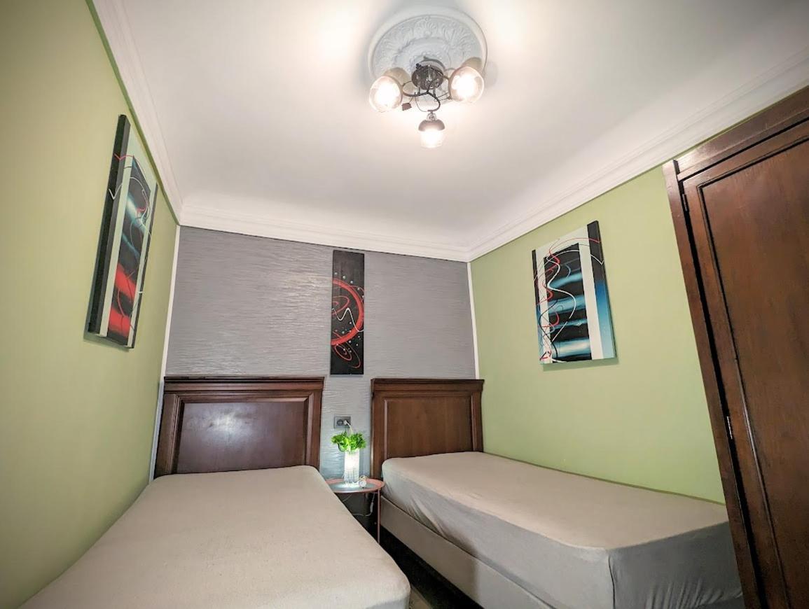 צ'יסינאו Bern Hostel מראה חיצוני תמונה